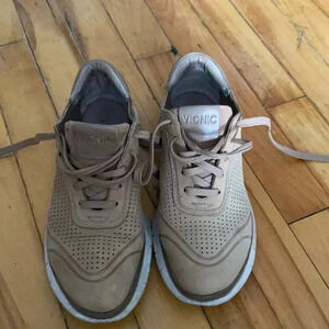 Vionic  shoes